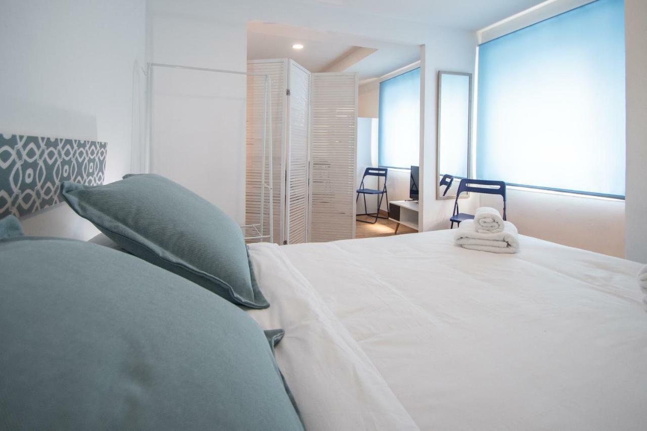 Apartamento Aires Mediterraneos Apartment Cadiz Luaran gambar
