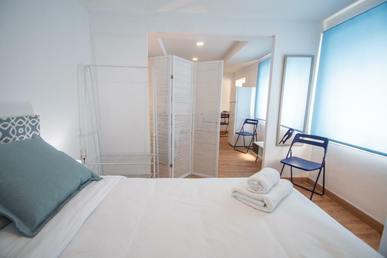 Apartamento Aires Mediterraneos Apartment Cadiz Luaran gambar