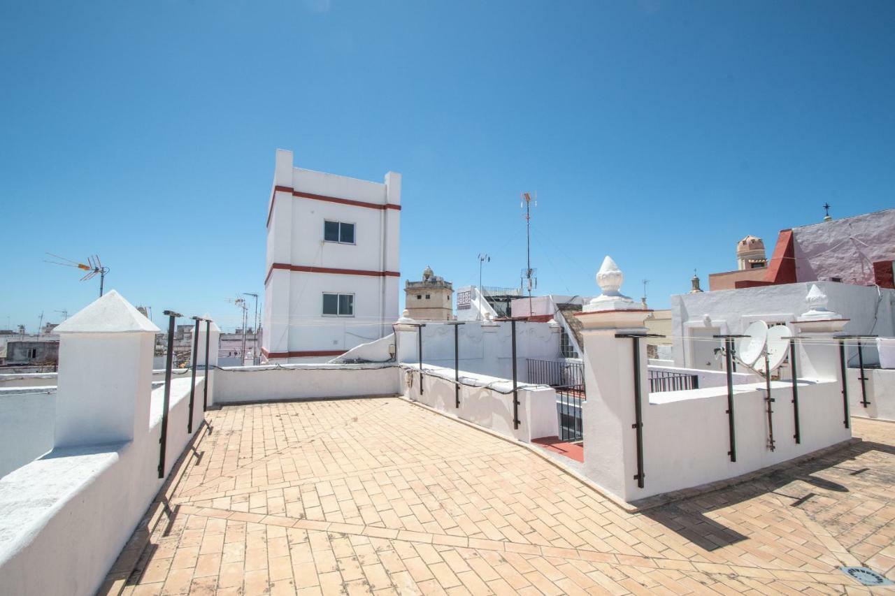 Apartamento Aires Mediterraneos Apartment Cadiz Luaran gambar
